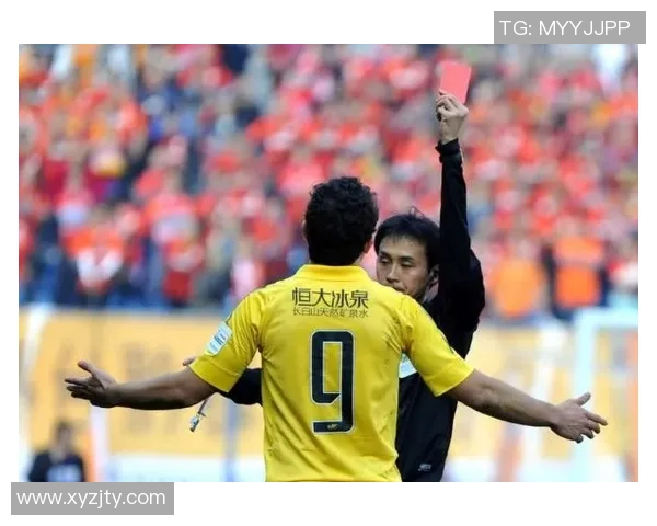 意甲激战阿森纳险胜波尔图红牌事件引发全场热议与转会猜测